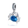 Mavi Taşlı Yengeç Sallantılı Charm
