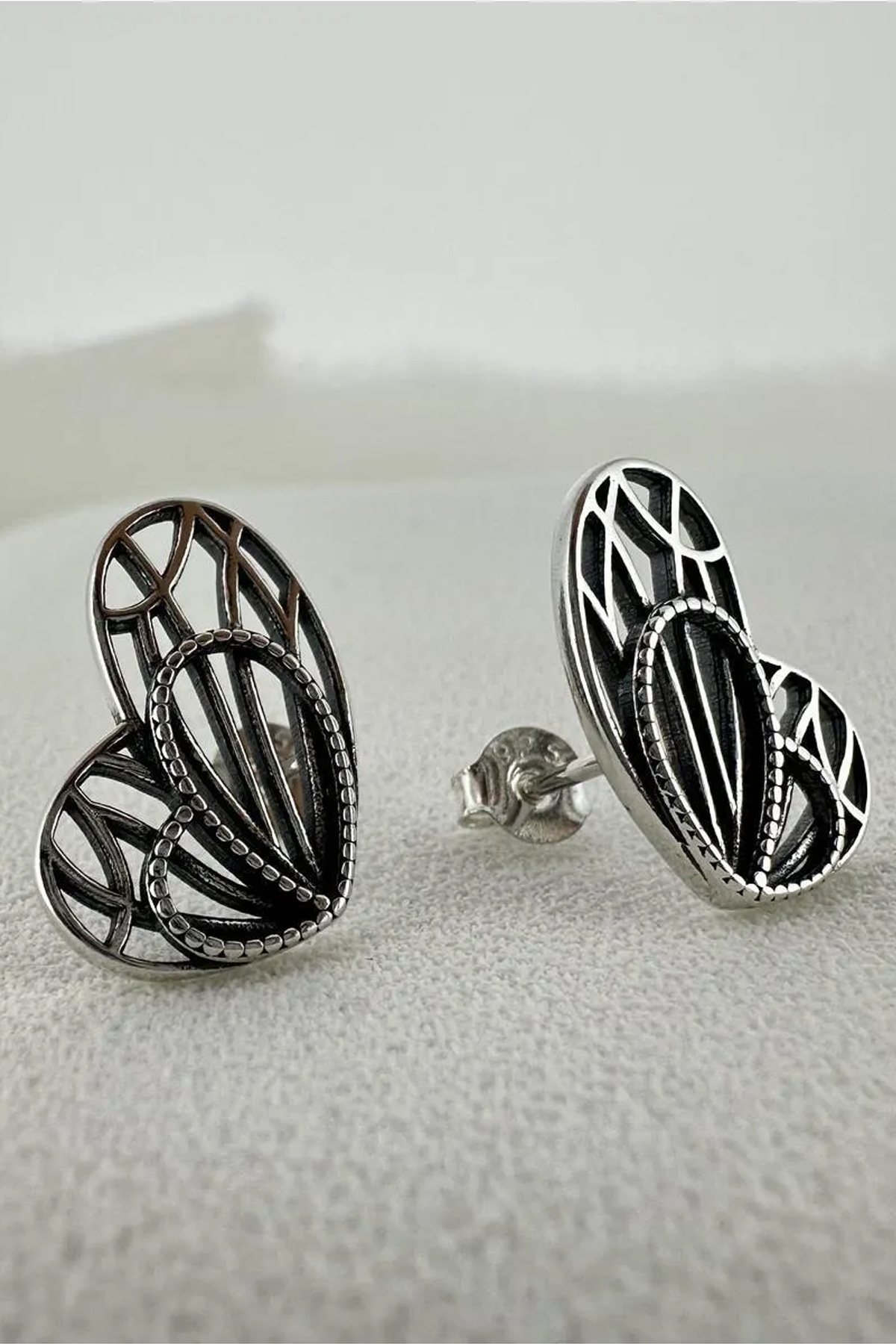 Kanatlı Kelebek Gümüş Küpe