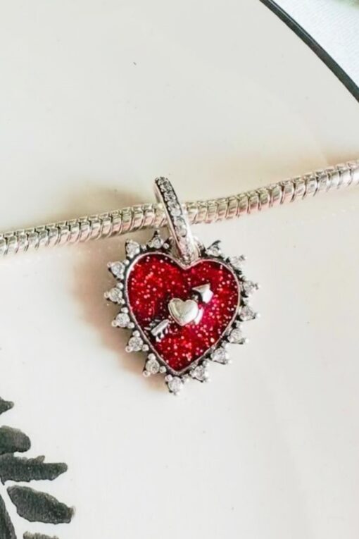 Dönen Ok Kalp Sallantılı Gümüş Charm