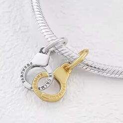 Altın ve Gümüş Ayrılabilir Kelepçe Sallantılı Gümüş Charm