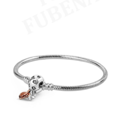 Moments Işıltılı Yaprak Sallantılı Charm Taşıyıcı Gümüş Bileklik